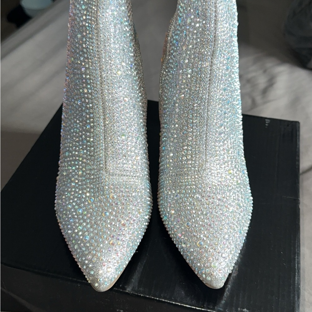 Forever iceberg silver shimmer boots